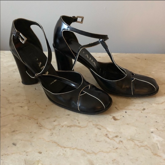 Prada Heels - Picture 3 of 7